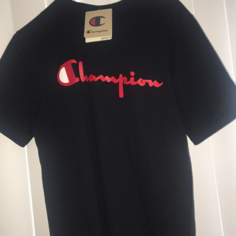 Champion t shirt